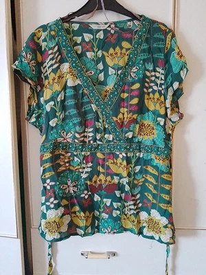New Look Beaded Blouse Size 16 - Image 1 of 4