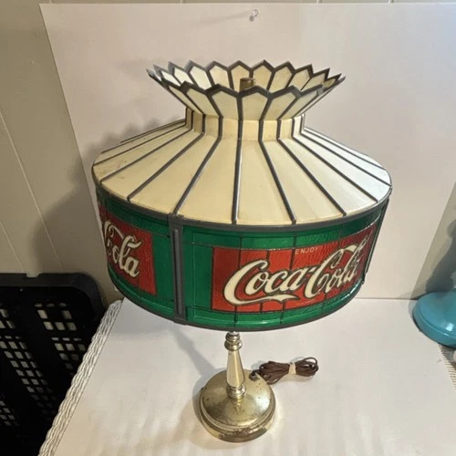 Coca-Cola plastic  Style Table Lamp Sign Green Red White Soda Theme vintage lamp
