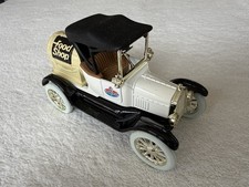 ERTL Amoco Food Shop 1918 Ford Model T Barrel Bank 1991