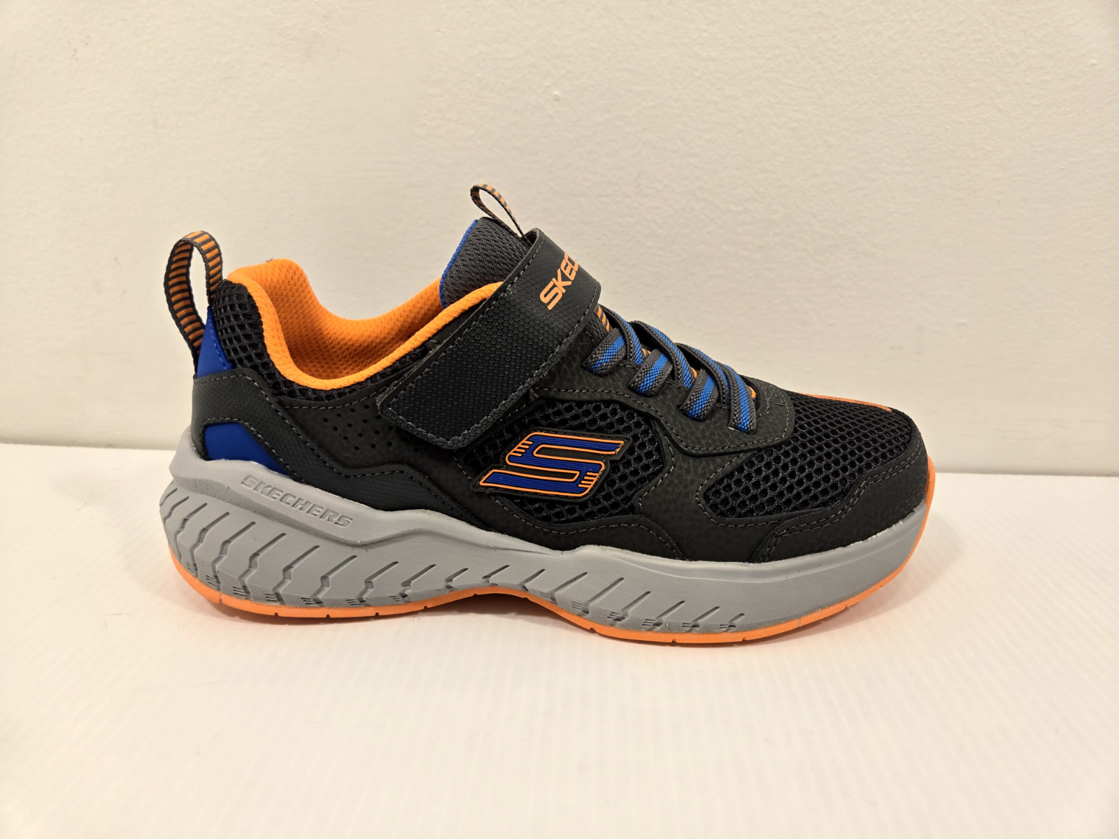 NEW! Boys SKECHERS POWER SONIC NO TIE Athletic Shoes - Size 