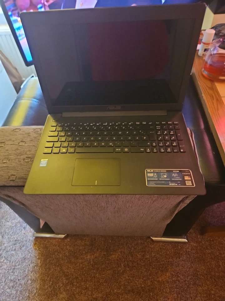 ASUS X553M  - Bild 3 von 4