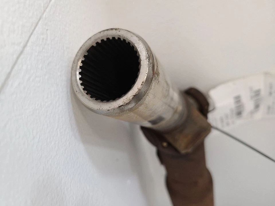 2007 - 2008 CADILLAC ESCALADE Rear Drive Shaft 4WD  - Image 2 of 4