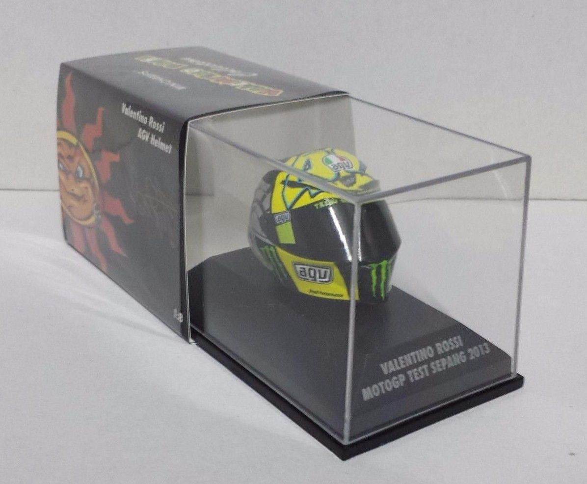 Minichamps 1/8 Valentino Rossi Model Diecast Helmet Yamaha Sepang 2013 Minichamps 1/8 Valentino Rossi Model Diecast Helmet Yamaha Sepang 2013