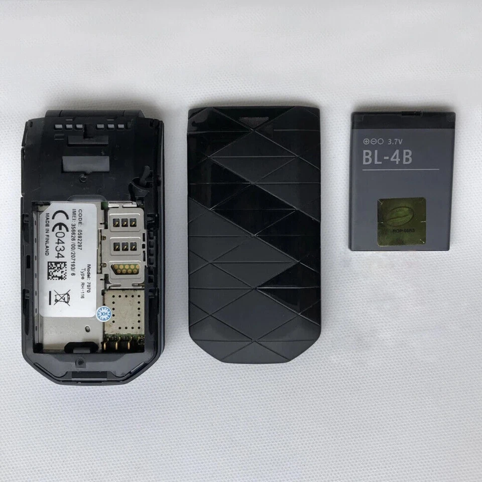 Nokia 7070 Original Unlocked Prism 1.8" 2G GSM 900 / 1800 Flip Mobile Phones - Image 2 of 4