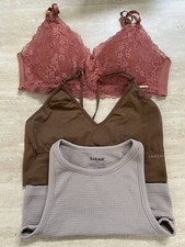 Set of 2 Danskin Intimates Sz L Recycled Seamless BRAS, Comfort Garage Sz M