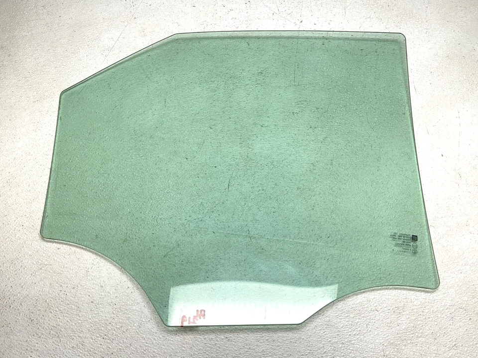 Cadillac CTS 2008-2013 sedán trasero izquierdo izquierda puerta del lado del conductor ventana de vidrio GM OEM Foto 2 de 4