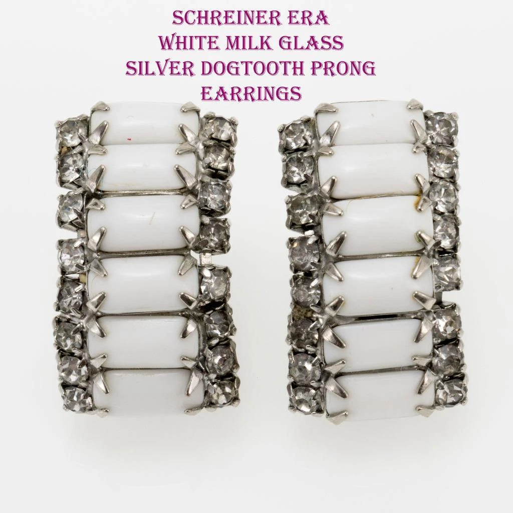 Boucles d'oreilles années 50 verre dépoli blanc pointes dent de chien argentées clips époque Schreiner