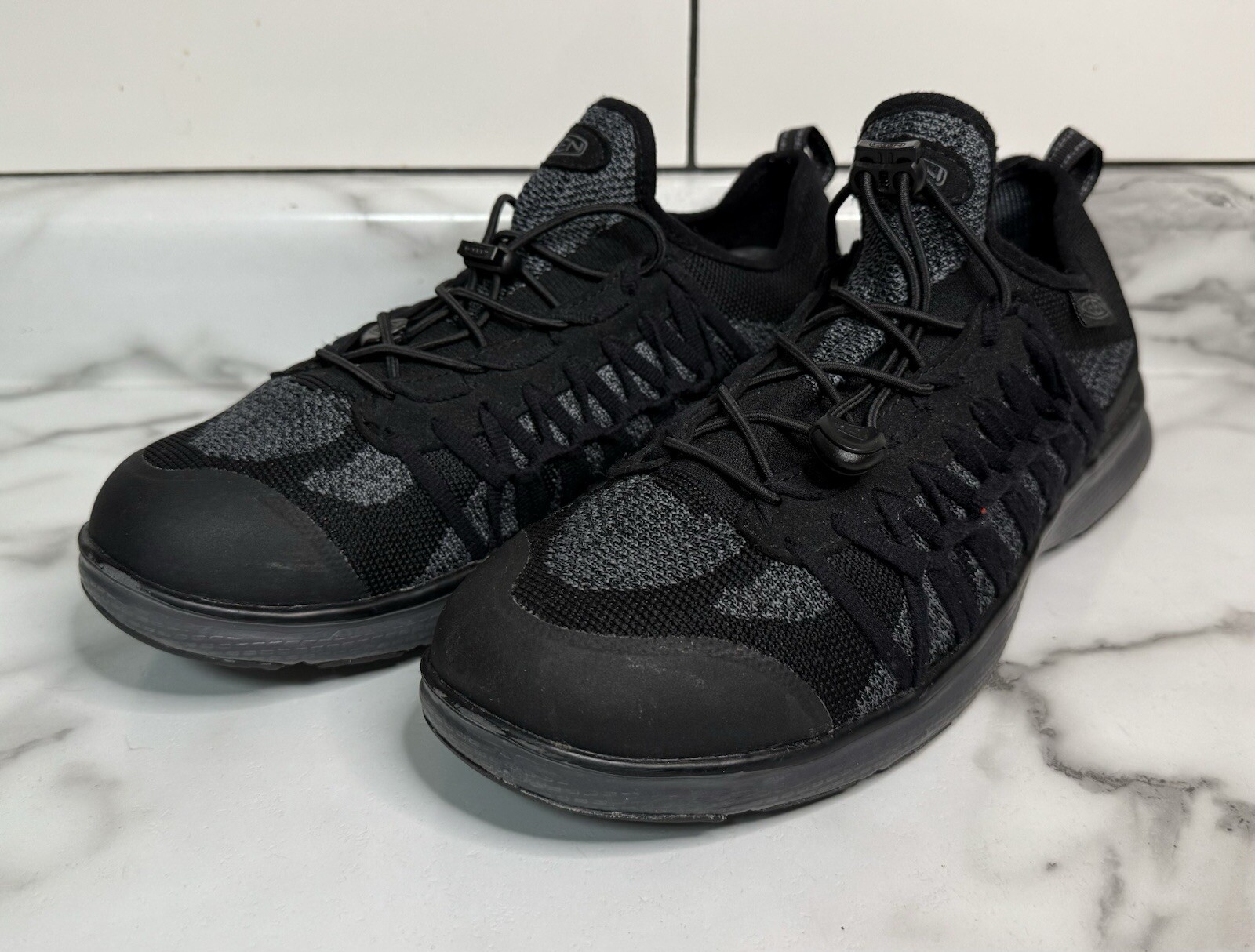 Keen Uneek Exo Sneakers Uomo 10 Nero 1018767 Scarpe Escursionismo Bungee Trail Outdoor