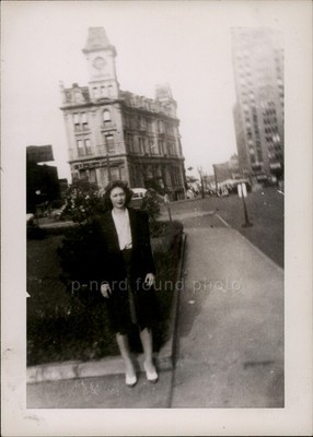 Syracuse,NY Clinton Square c1940s New York Vintage Found Photo