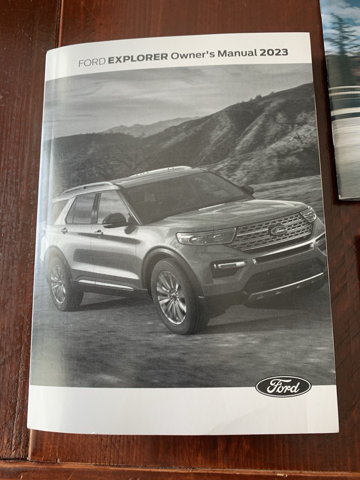 2023 Ford Explorer Owners Manual Set OEM LQQK XLT LIMITED ST PLATINUM 2023-ford-explorer-owners-manual-set-oem-lqqk-xlt-limited-st-platinum