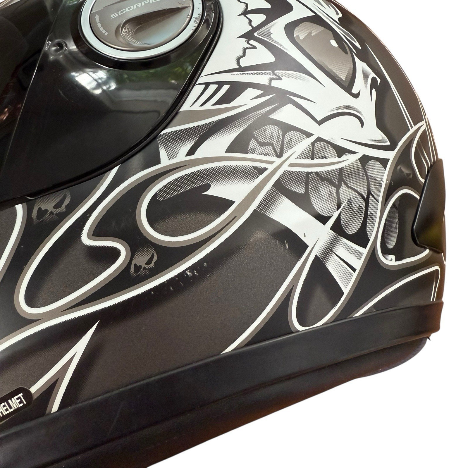 Scorpion EXO 700 Crack Head Black White Helmet Size Small DOT Snell Approved