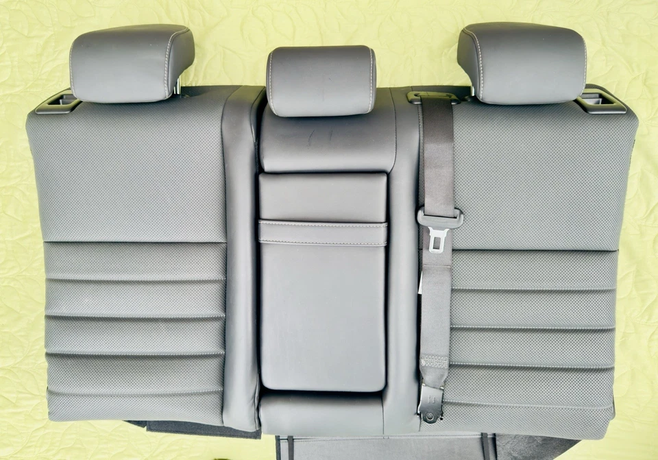 2017-2020 Lexus Is200t Is300 Is350 Rear Upper Seat Cushion F-sport 71401-53070C2 - Image 4 of 4