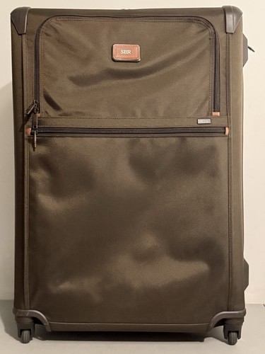 TUMI ALPHA 2 EXTENDED TRIP 4 WHEEL SPINNER LUGGAGE APPROX. 31" Tall