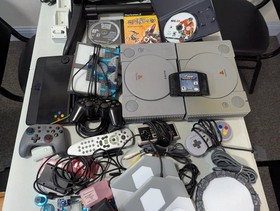 Bulk Electronics Parts Lot &ndash; Video Games - Consoles - Wires - Controllers - Etc.