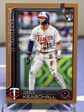 Luke Keaschall #US16 Gold 2004/2025 (RC) 2025 Topps Update Series