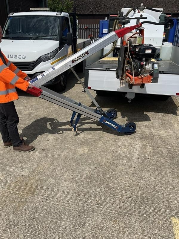Makinex PHT 140 Powered Hand Truck Power Lift Mobile Crane Year 2016 eBay