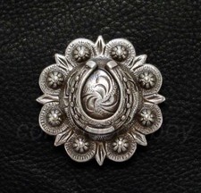 WESTERN SADDLE HEADSTAL HORSE TACK ANTIQUE ENGRAVED HORSESHOE CONCHO screw back