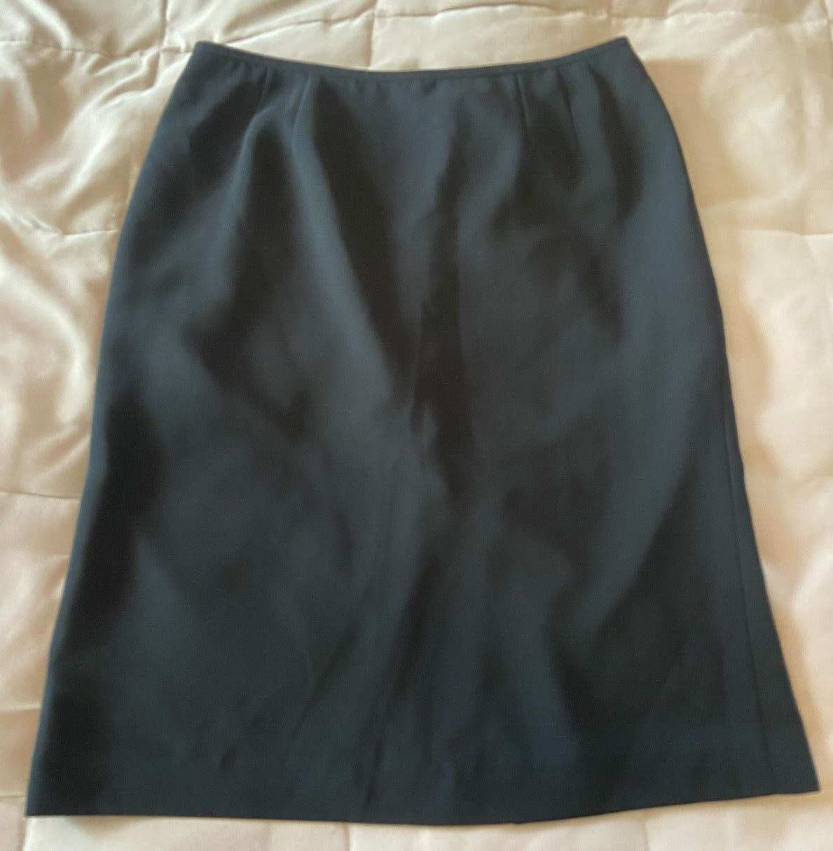 Le Suit Women's Black Knee Length Zip Lined Skirt Size 14