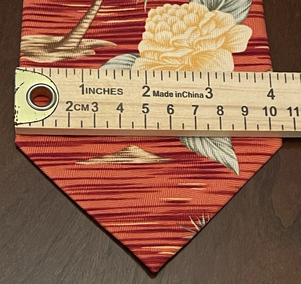 Corbata Tommy Bahama hecha a mano 100 % seda para hombre hecha en China Foto 4 de 4