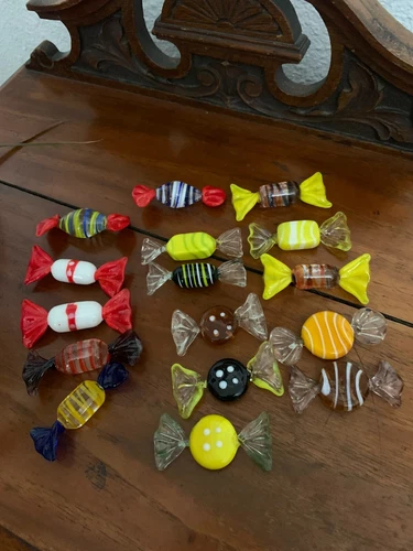 Vintage Lot of 16 Hand Blown Art Glass Wrapped Murano Style Candy Pieces READ
