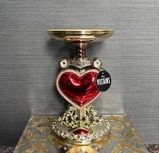 Bath & Body Works Disney Evil Queen Pierced Heart Pedestal 3-Wick Candle Holder