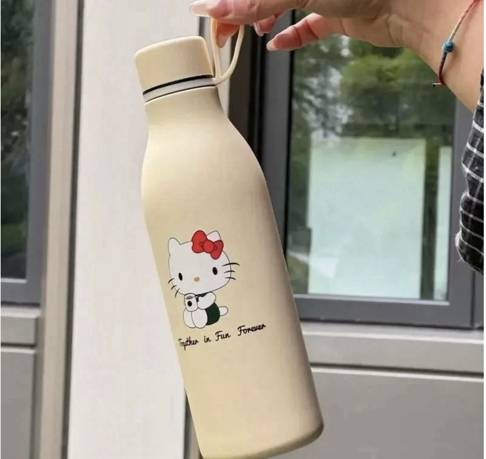 Starbucks x Hello Kitty Water Bottle &ndash; 2025 Limited Edition -20oz- Beige - NEW