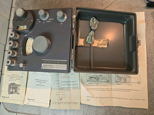 Honeywell 2715 Potentiometer Portable Meter Made in USA w/ Extras Parts Only