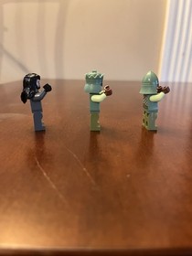 Lego Lord of the Rings Lot Of 3: King of the Dead, Soldier of the Dead, Pirate