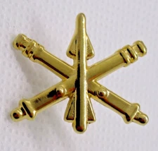 Army Air Defense Artillery Pin Crossed Cannons Missile Insignia Vintage
