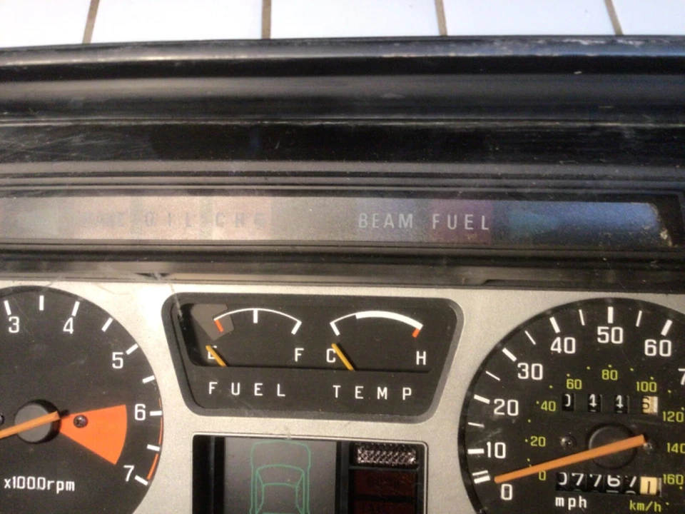 Cuadro de instrumentos HONDA velocímetro medidores 1979 Honda Accord usado Foto 2 de 4