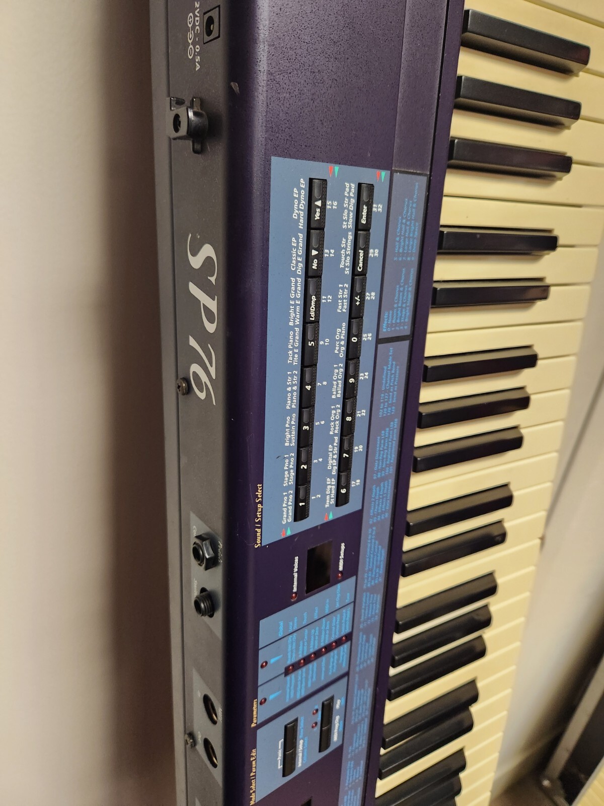 Kurzweil SP76 Digital Stage Piano Keyboard Synthesizer Synth SP 76
