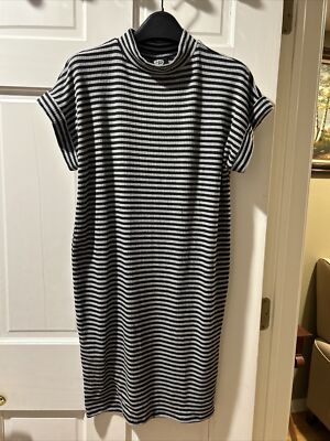 bobeau shirt dress Bobeau Dresses | Bobeau Red T-Shirt Dress Short Sleeve Crew Knee Length 100% Cotton | Color: Red | Size: S