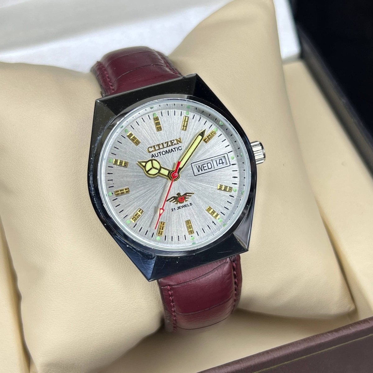 Vintage 1988 Citizen Automatic 8200 Day-Date Japanese Men