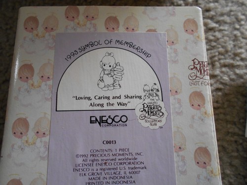 Precious Moments Loving, Caring And Sharing Along the Way Collector's Club 1993 - Picture 3 of 4