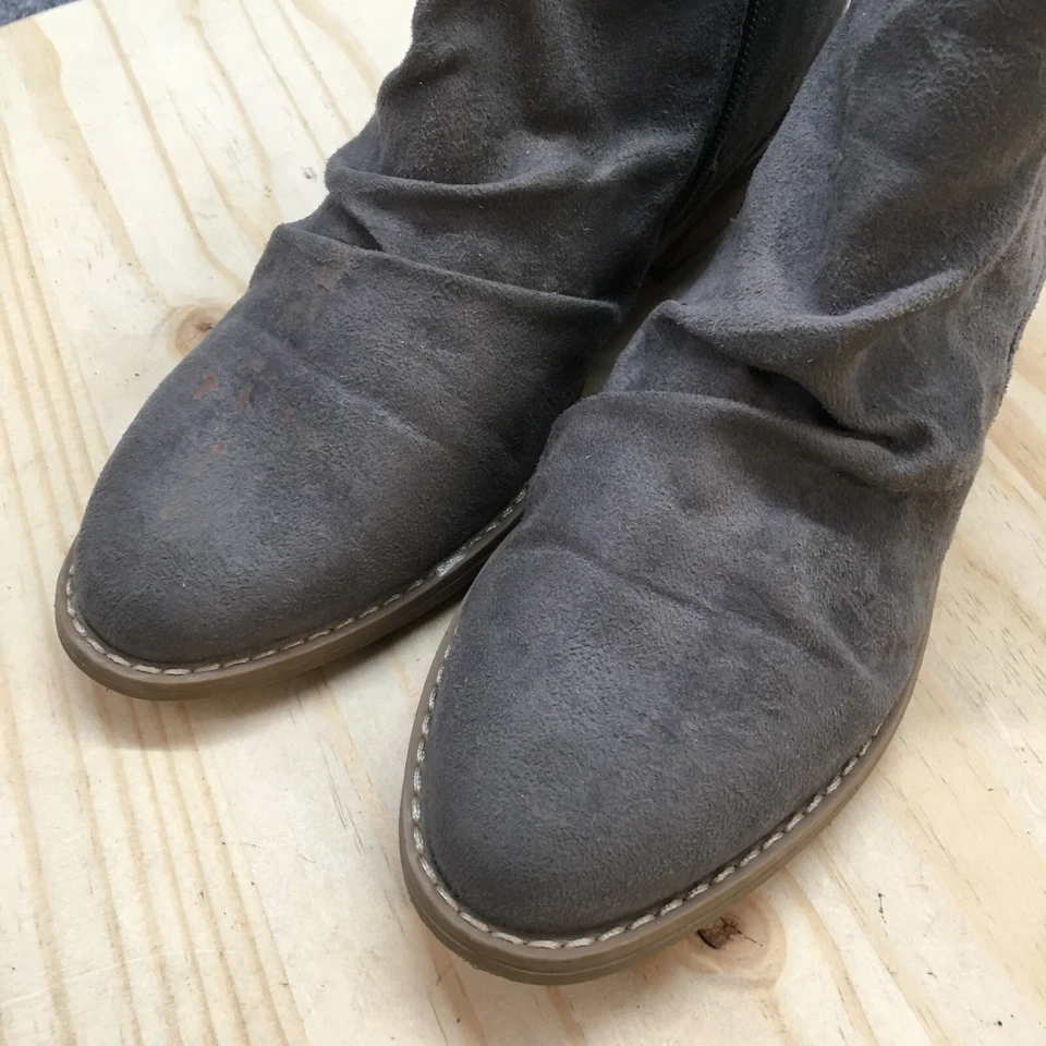 Botas Report para mujer 8,5 Deryn botines fruncidos gris imitación cuero cremallera Foto 4 de 4