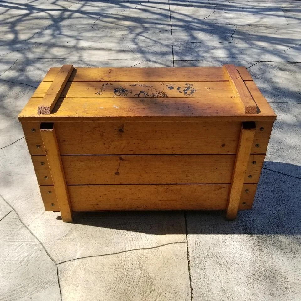 Vintage hotsell toy box