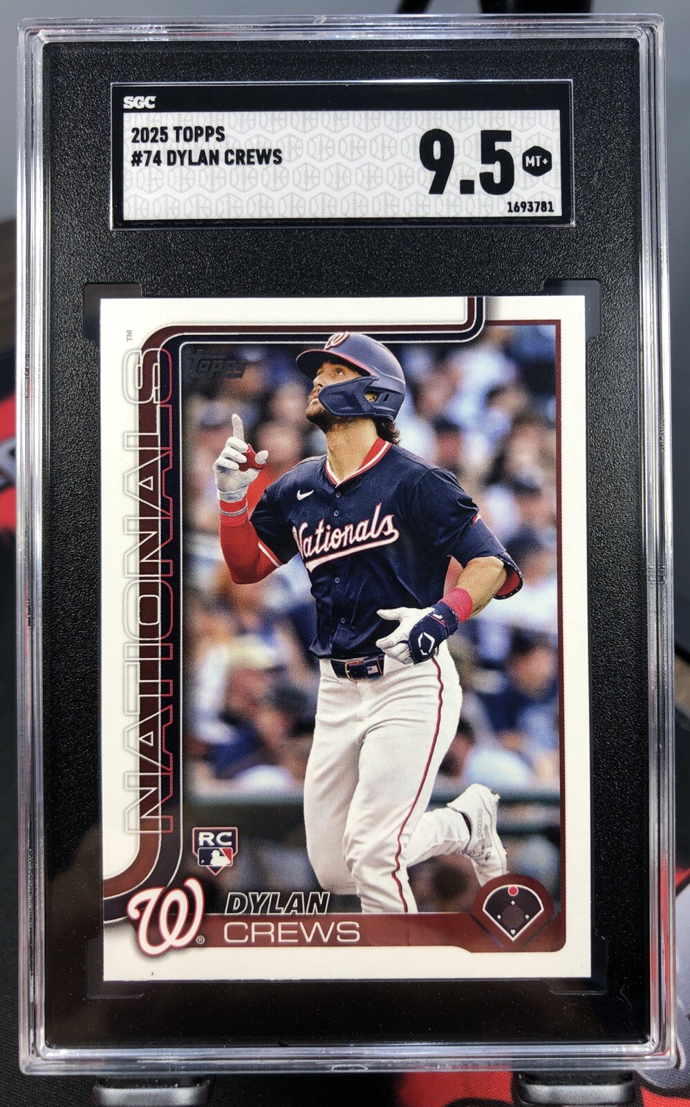 2025 Topps Dylan Crews RC Rookie #74 Nationals Sgc 9.5