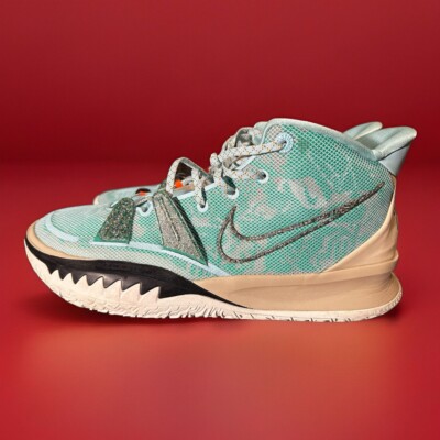 Men s Size 16 - Nike Kyrie 7 Copa
