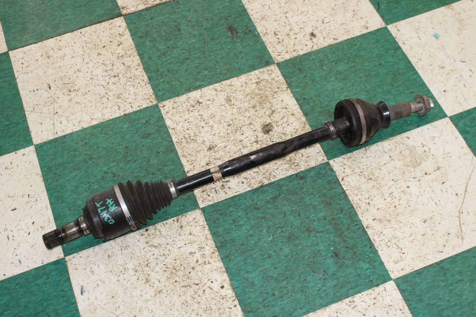 Maserati Quattroporte S Q4 2014-2021 Front Right Cv axle