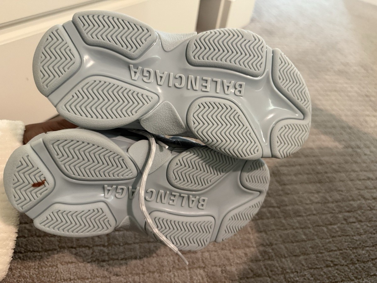 Balenciaga Triple S Kids Sneakers Gray Mesh Logo Lace Up EU 30
