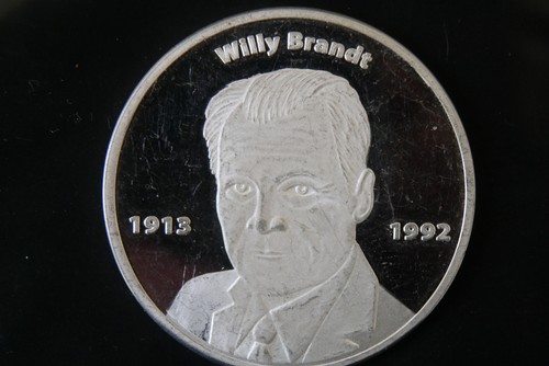 Seltene Willy Brandt Medaille Silber Münze höchste Auszeichnung SPD Mitglieder - Picture 2 of 9