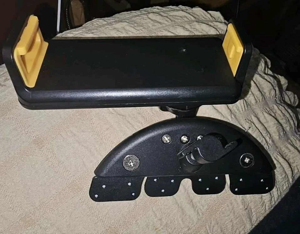 Soporte de ranura para CD de montaje en coche base giratoria agarre fuerte CD para teléfonos inteligentes Foto 3 de 4