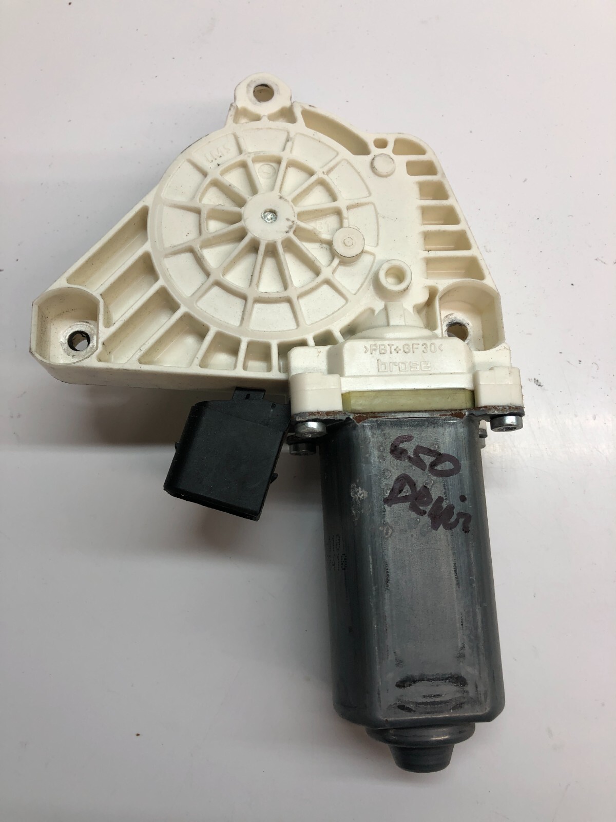 MCLAREN 650S LEFT DRIVER SIDE DOOR WINDOW REGULATOR MOTOR OEM 11A1565CP