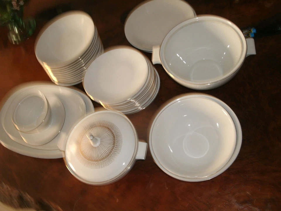 Hutschenreuther Arzberg Speiseservice Eßservice 34 Teile Porzellan weiß LESEN ! - Bild 3 von 4