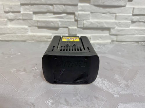 STIHL AAI 200 Battery ungeprüft für Kenner oder Bastler Akku für Mähroboter