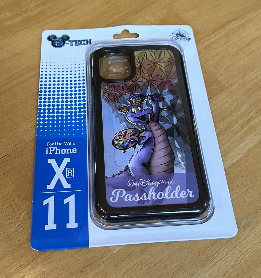 Lote de 3 Fundas WDW iPhone 11 y XR D-Tech Nuevas en Cajas Originales-Epcot y WDW 50th Foto 4 de 4