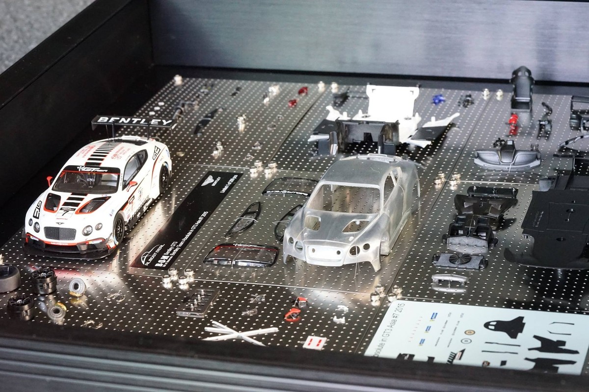 Almost Real 1:43 B.O.M. BENTLEY GT3 BENTLEY TEAM ABSOLUTE IN Almost Real 1:43 B.O.M. BENTLEY GT3 BENTLEY TEAM ABSOLUTE IN
