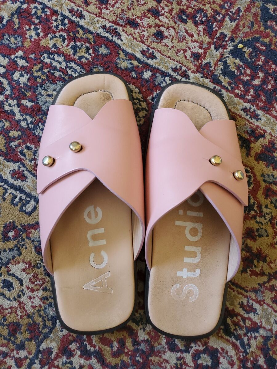 Acne Studios Jillay Pink Stud Leather Slide Sandals 38 US Acne Studios Jillay Pink Stud Leather Slide Sandals 38 US