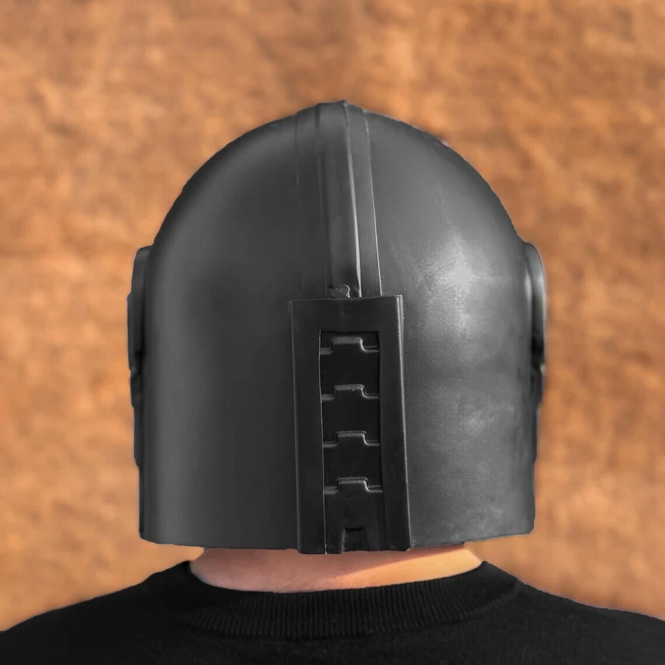 Réplica de Capacete Mandaloriano Verde | Star Wars Cosplay Prop | Din Djarin’s Iconic - Imagem 4 de 4
