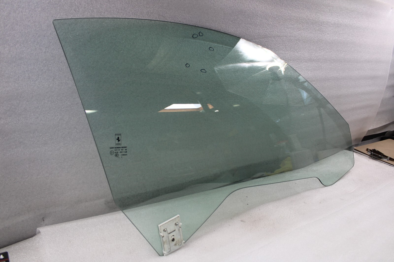 Ferrari California T, RH, Front Door Glass, Scratches, Used, P/N 69844800